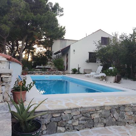 מילנה Vacation House Milka מראה חיצוני תמונה