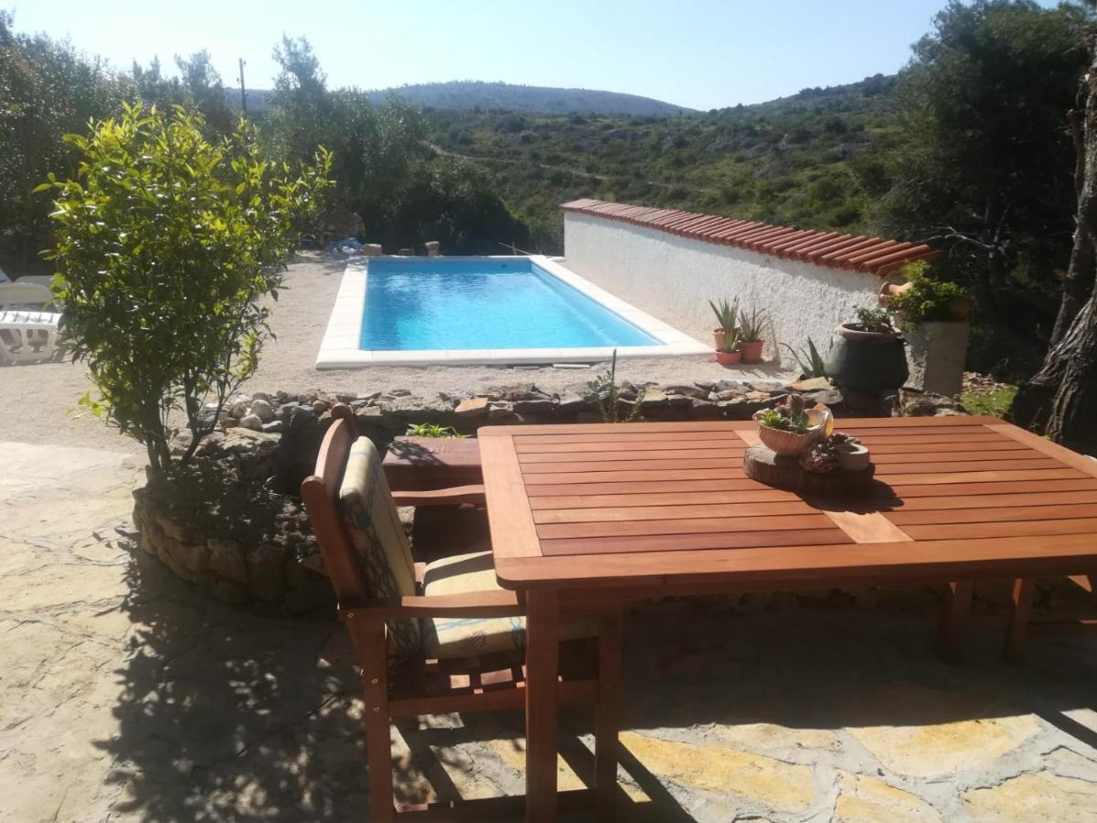 מילנה Vacation House Milka מראה חיצוני תמונה