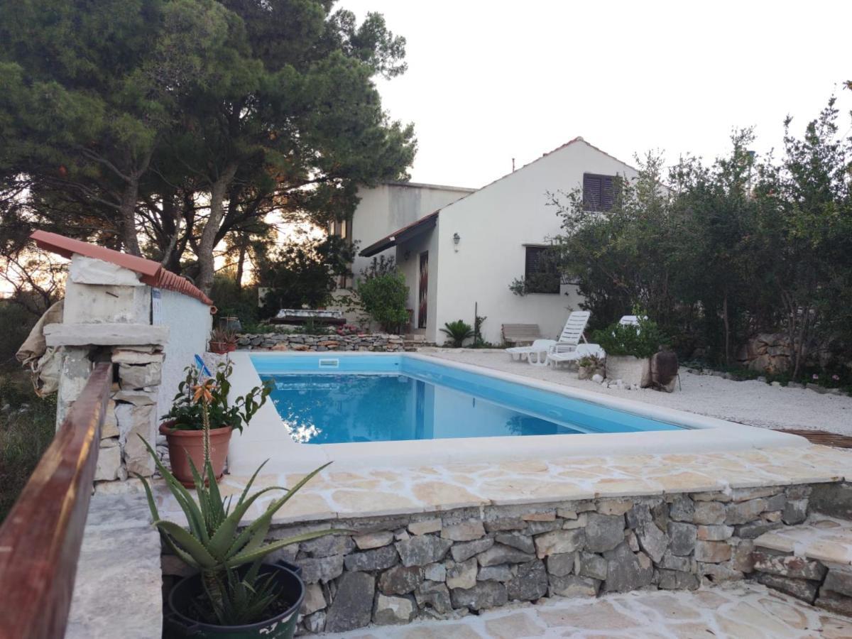 מילנה Vacation House Milka מראה חיצוני תמונה